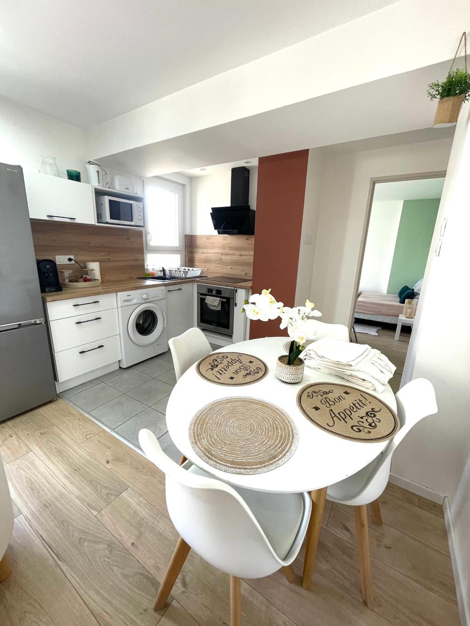 Le Terra-Cota 3 Ch Privees 10' Gare-Port Et Plage, Wfi, Cosy Toulon Ngoại thất bức ảnh